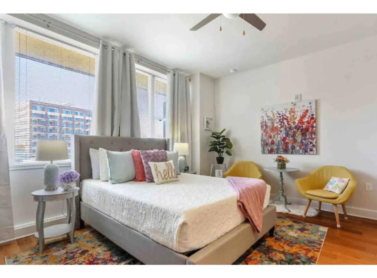 Amazing Condos Beautiful View 2 Blocks To French Quarter, Small Rooftop Pool, Gym, Seanger Theater, Super Dome, And Bourbon St New Orleans Room photo