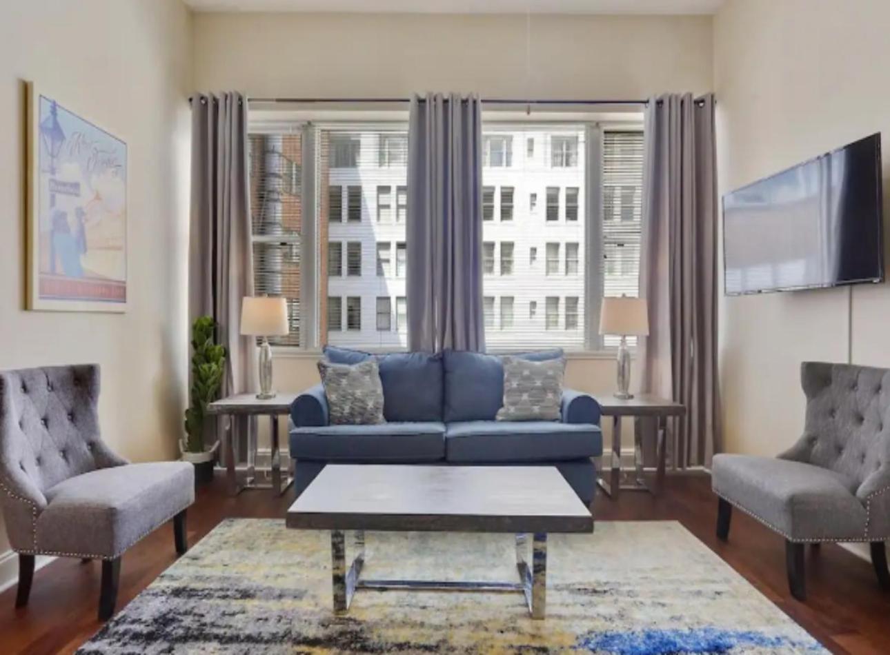 Amazing Condos Beautiful View 2 Blocks To French Quarter, Small Rooftop Pool, Gym, Seanger Theater, Super Dome, And Bourbon St New Orleans Exterior photo