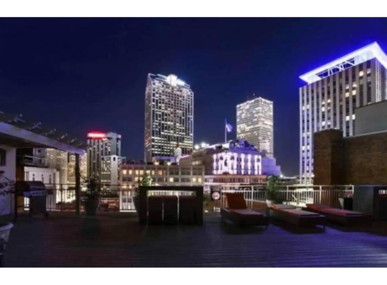 Amazing Condos Beautiful View 2 Blocks To French Quarter, Small Rooftop Pool, Gym, Seanger Theater, Super Dome, And Bourbon St New Orleans Exterior photo
